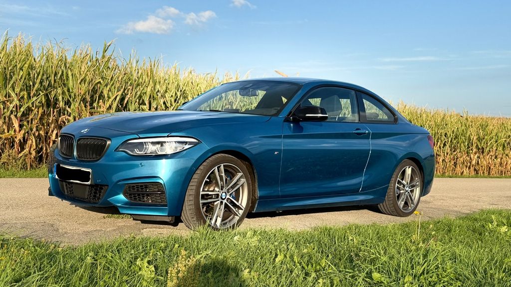 Image of BMW M240i