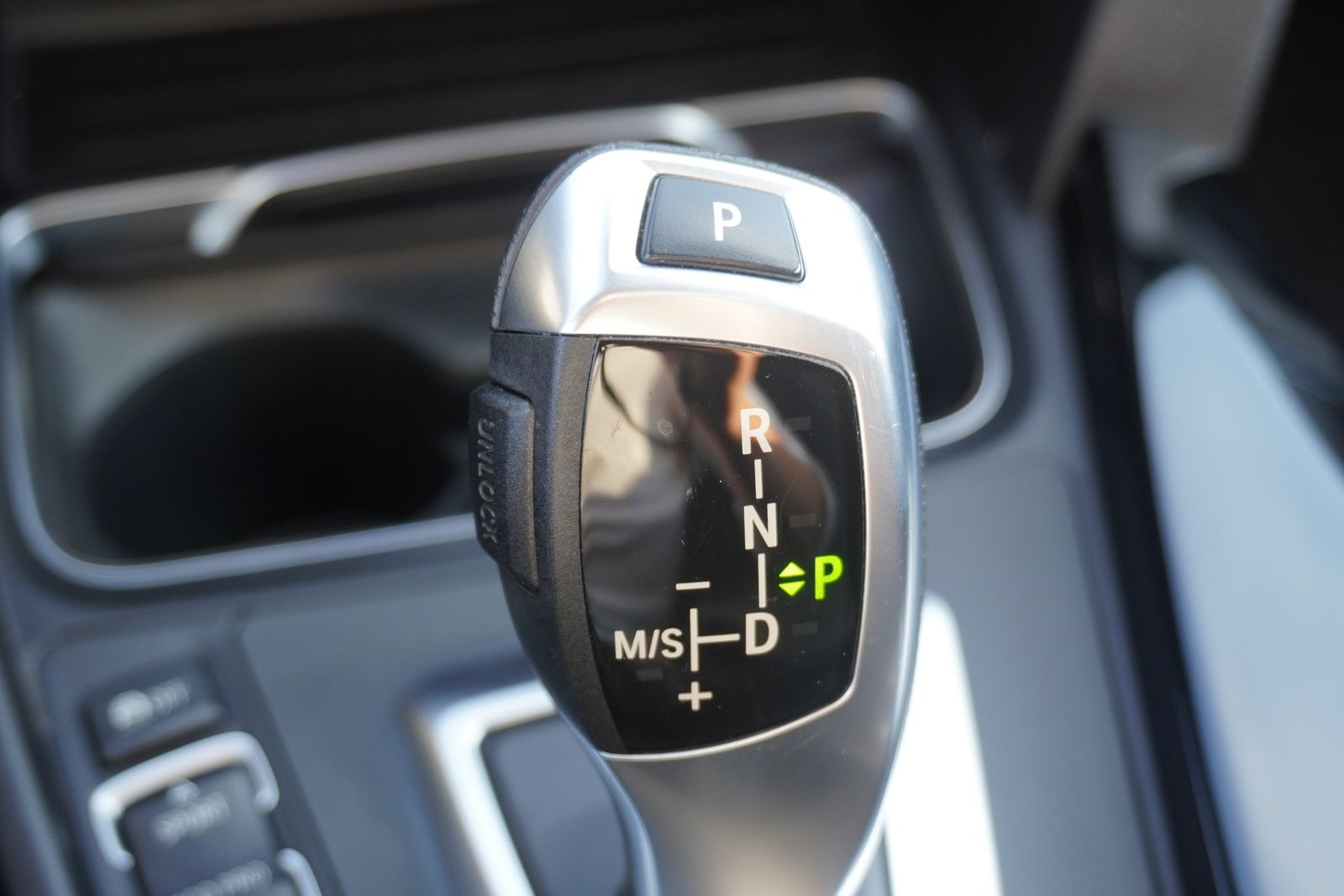 BMW 318i Advantage LED Navi AHK Tempomat Schiebedach foto 24
