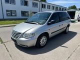 Chrysler Voyager Family 2.8 CRD Autom. - gebrauchte Chrysler Voyager aus dem Jahr 2004