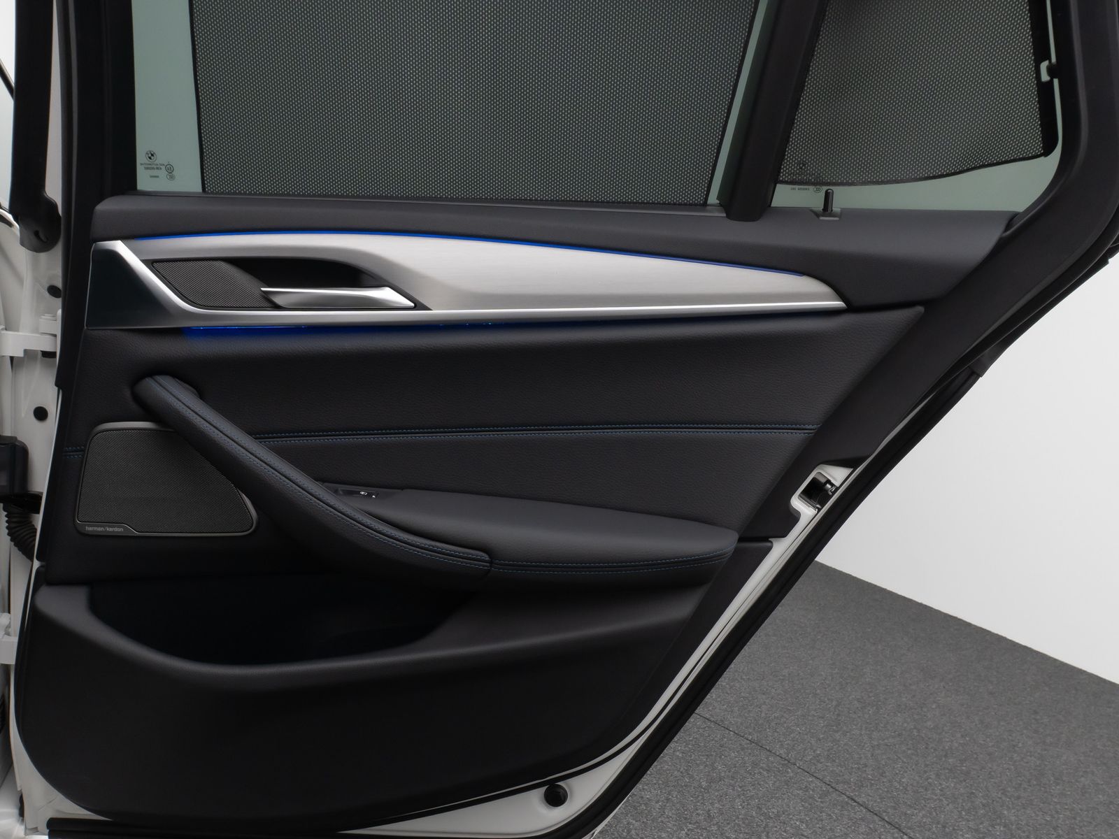 Fahrzeugabbildung BMW 530d xD M Sport Panorama Laser 360°HUD DAB H/K