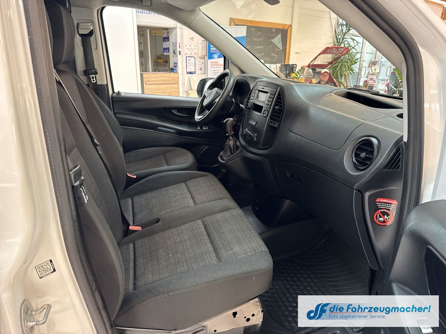 Fahrzeugabbildung Mercedes-Benz Vito Kasten 114 CDI BT RWD lang  Parklenkass. Te