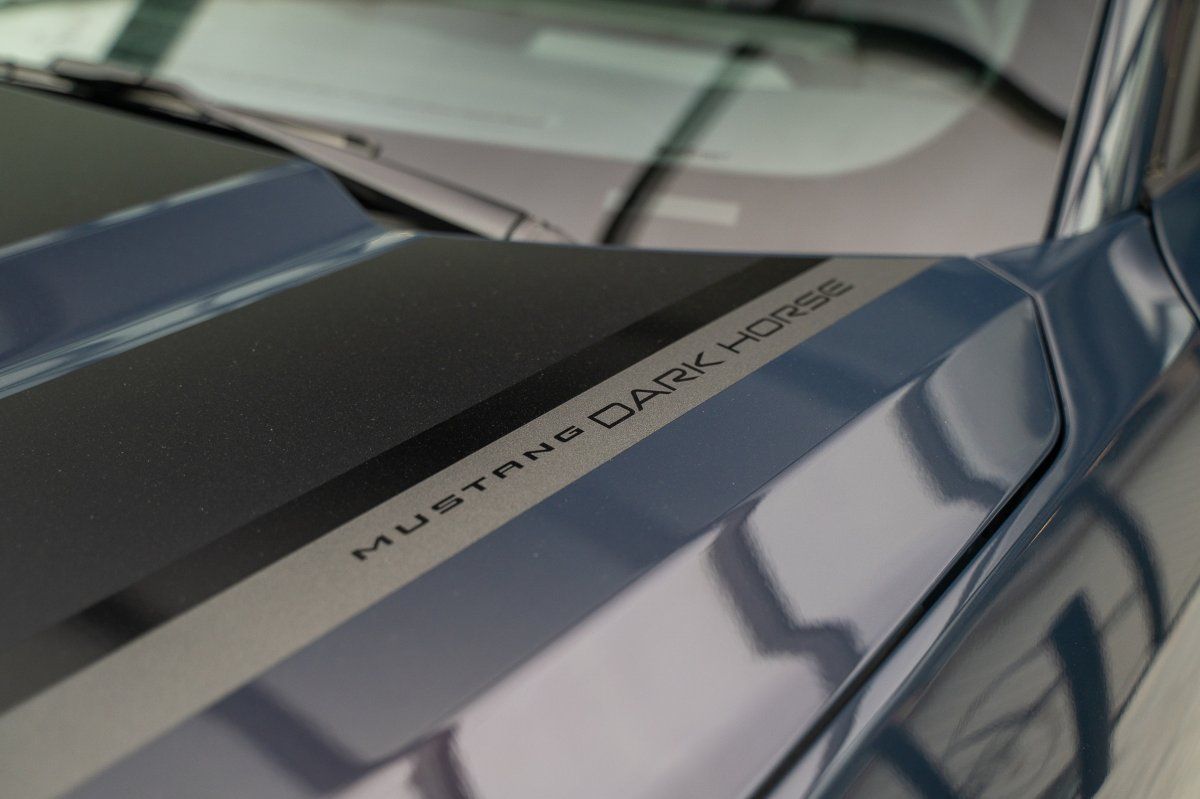 Ford Mustang (MUSTANG Dark Horse RECARO/Spoiler groß/1.Hand/CO)