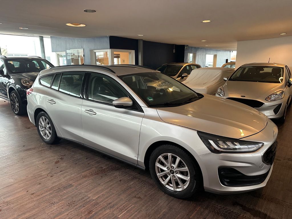Ford Focus Turnier Cool & Connect *Neues Modell*