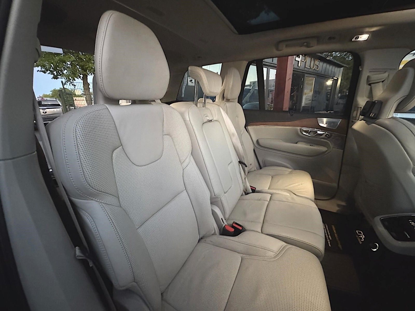 Fahrzeugabbildung Volvo XC90 Inscription T8 Plug-In Hybrid AWD *Pano*LED