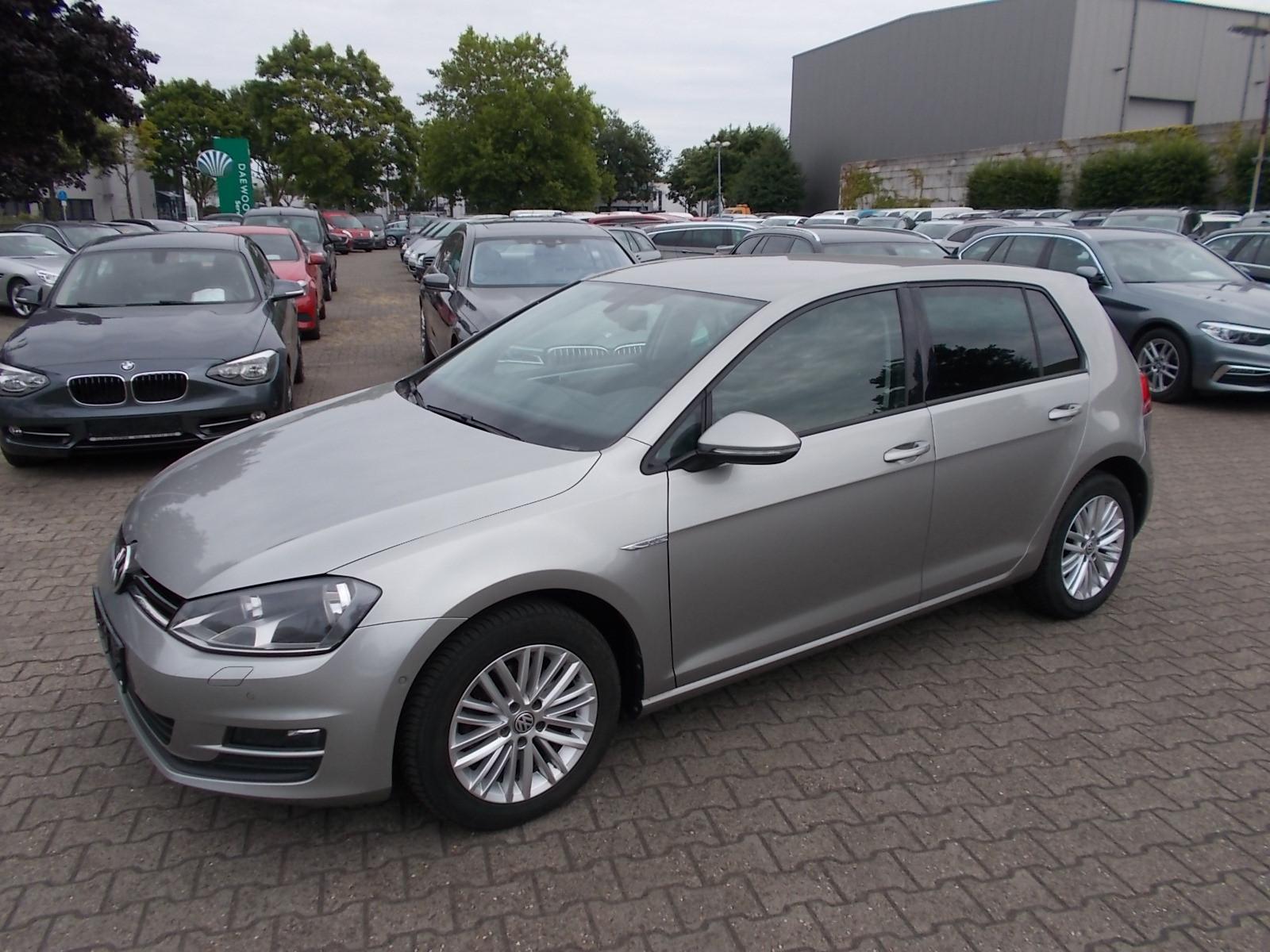 Volkswagen Golf VII Cup Navi SHZ Park Assistent Allwetter