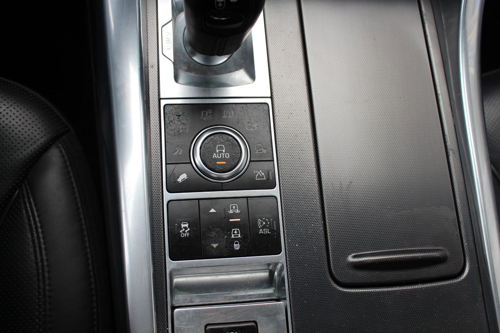 Land Rover Range Rover Sport 4.4 SDI Standh*Pano*Xenon*2.Hd