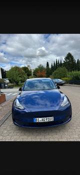 Tesla Model Y SR - gepflegt, unfallfrei - Tesla Model Y in Bielefeld