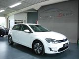 Volkswagen Golf VII Lim. e-Golf*Navi*LED* - Volkswagen Golf mit Elektro-Antrieb: Limousine