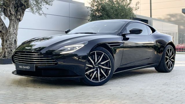 Aston Martin DB11 4.0 V8