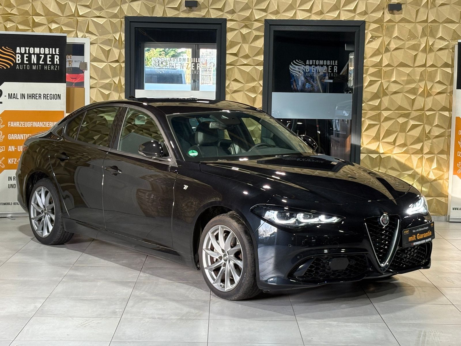 Fahrzeugabbildung Alfa Romeo Giulia Ti Q4/MEMORY/KAMERA/NAVI/ACC/APPLE/SHZ