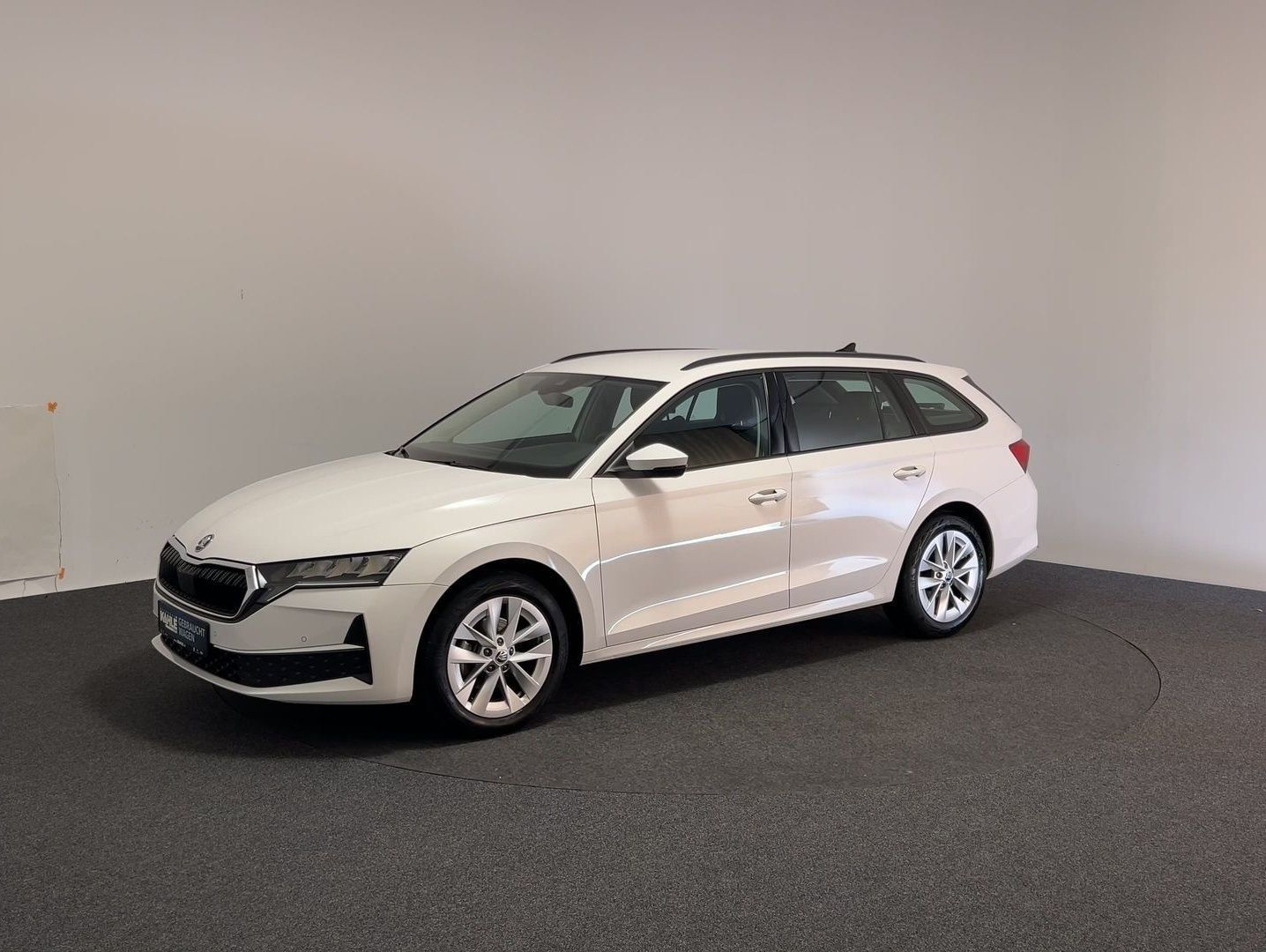 Skoda Octavia 2.0 TDI DSG Selection imagem 3