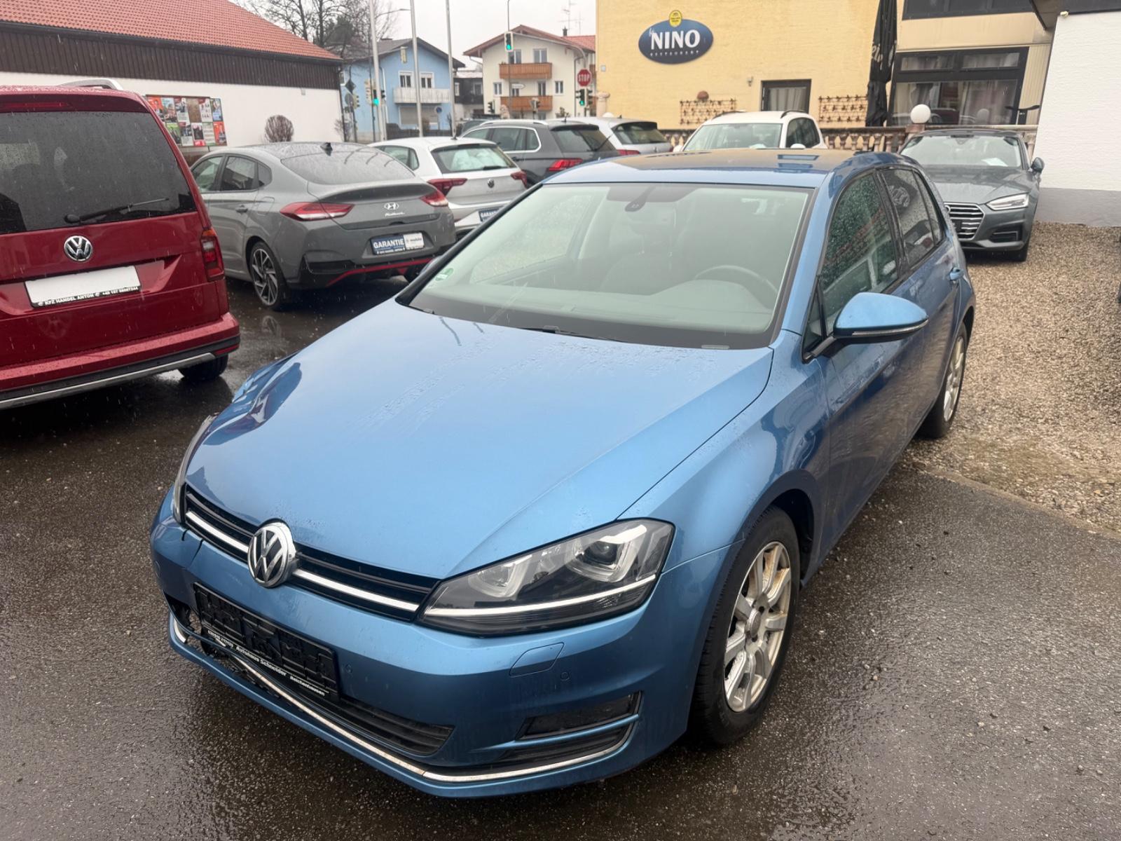 Volkswagen Golf VII 2.0TDI Highline*XENON*PDC*ACC*
