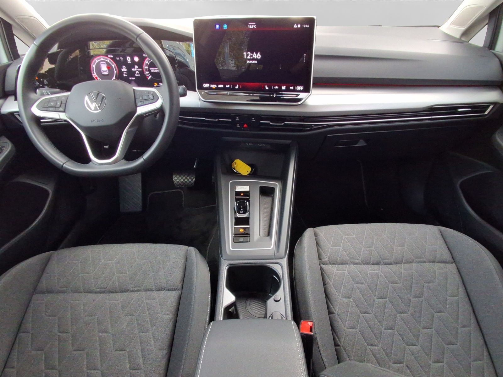 Volkswagen Golf 1.5 eTSI DSG LIFE MATRIX STHGZ HuD ASSIST foto 5