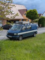 Volkswagen T4 andere - blaue Volkswagen T4 andere