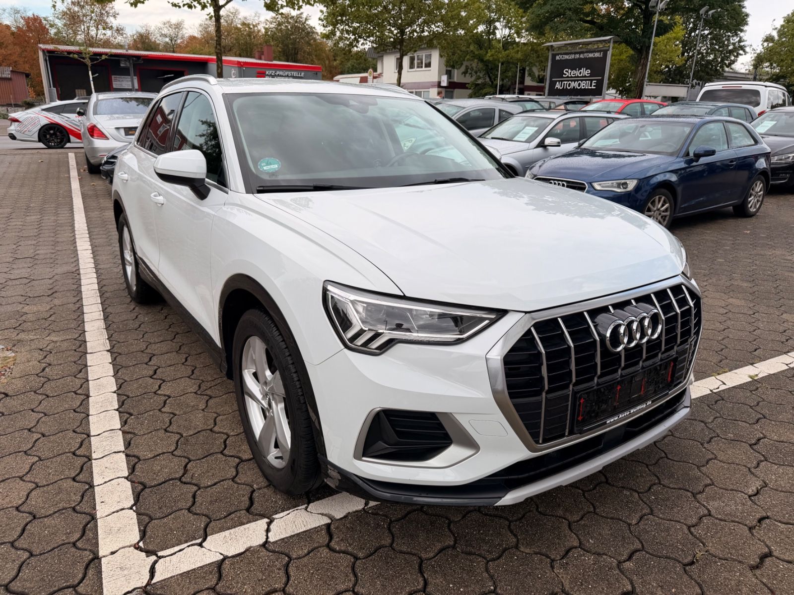 Audi Q3 - 1