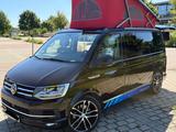 Volkswagen T6 California Ocean 4 M ADC AHK ABT viel Zubehör - schwarze Volkswagen T6 California