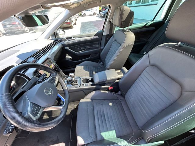 Passat Variant 1.4TSIe DSG GTE Pano*Sthzg*Assist