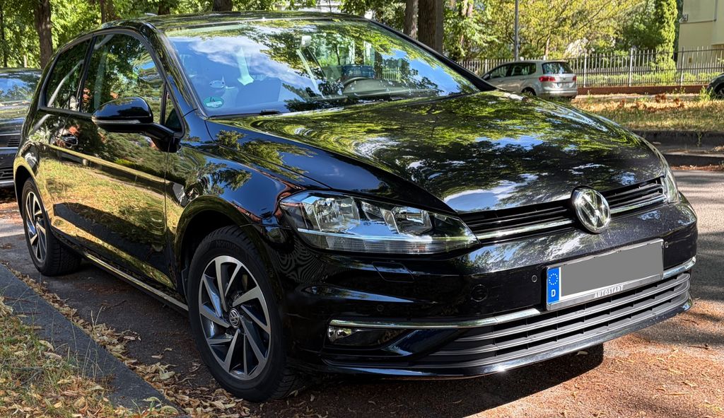 Image of Volkswagen Golf