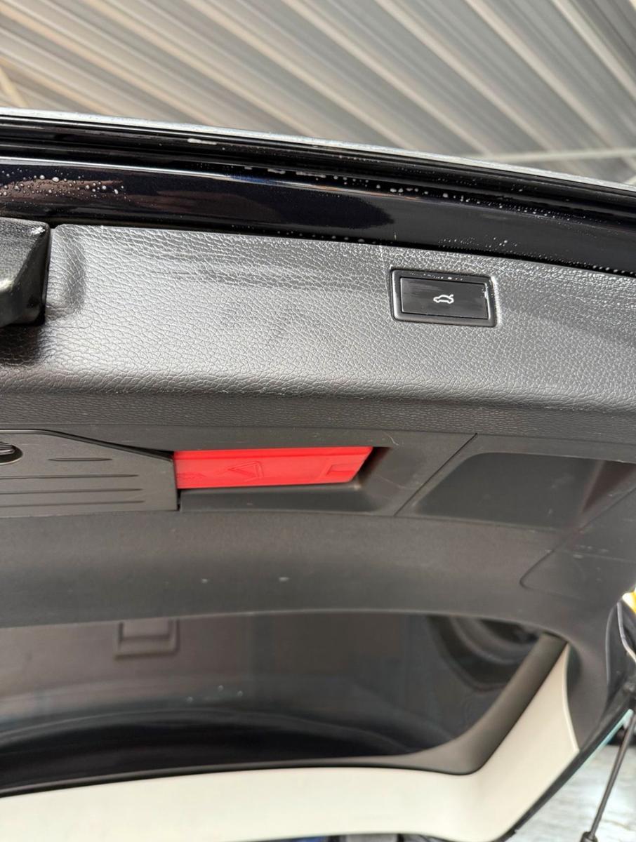 Volkswagen Passat 2010 — photo 10