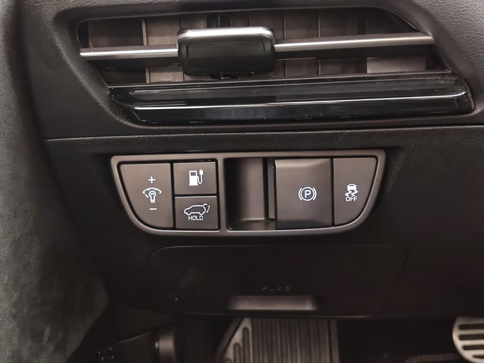 KIA EV6 GT 77,4-kWh AWD Glasdach HUD Navi LED – Bild 36