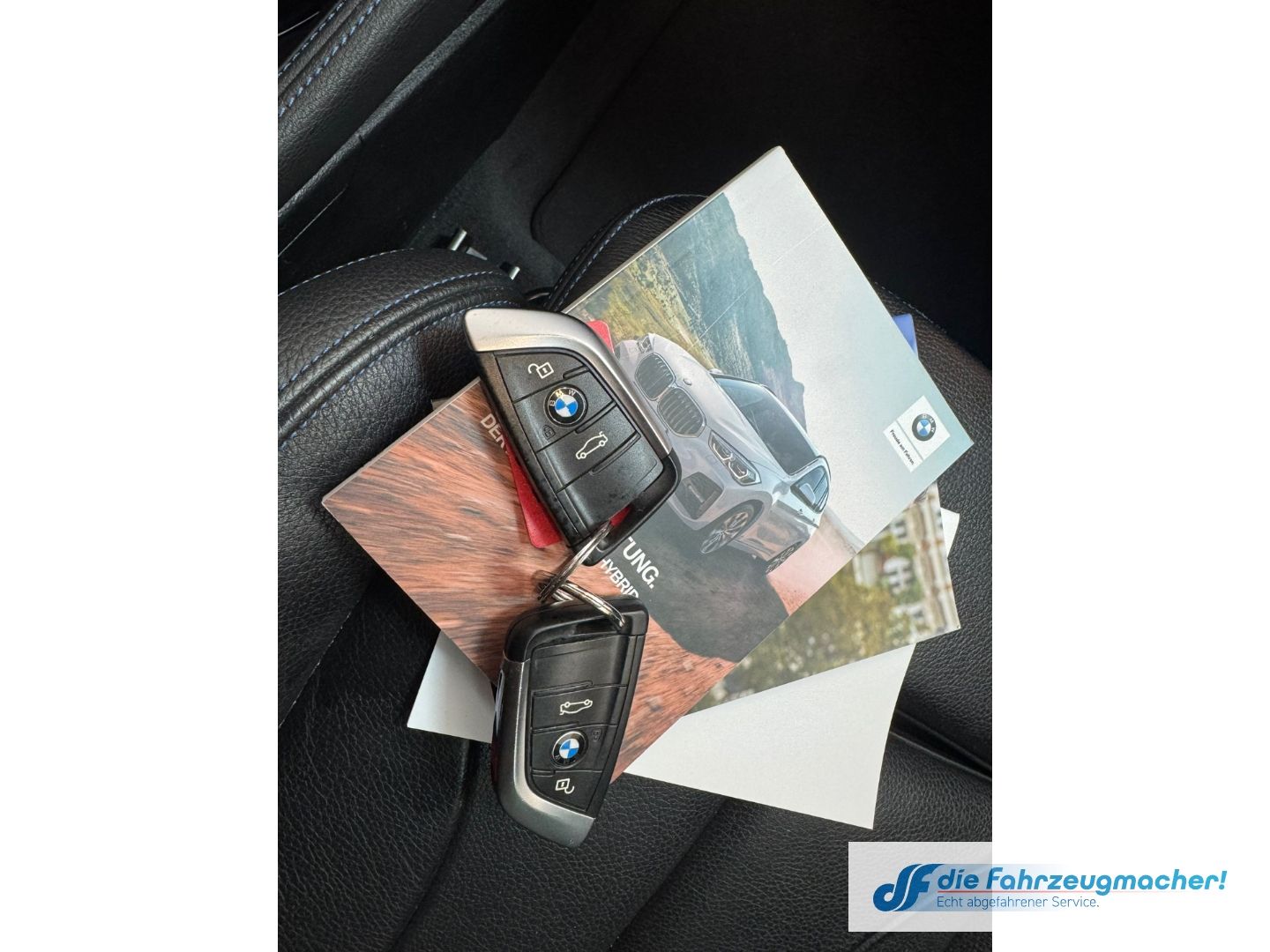 Fahrzeugabbildung BMW X1 xDrive 25 e M Sport M Sport Sportpaket HUD AH