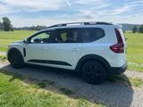 Dacia Jogger Hybrid 140 Extreme, AHK, 8-fach bereift - Dacia Jogger: Automatik