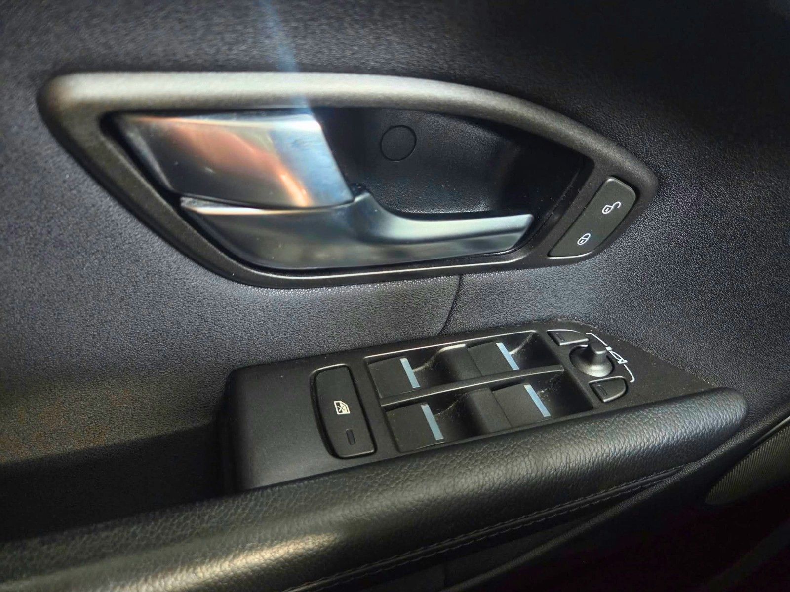 LAND ROVER Range Rover Evoque — zdjęcie 29