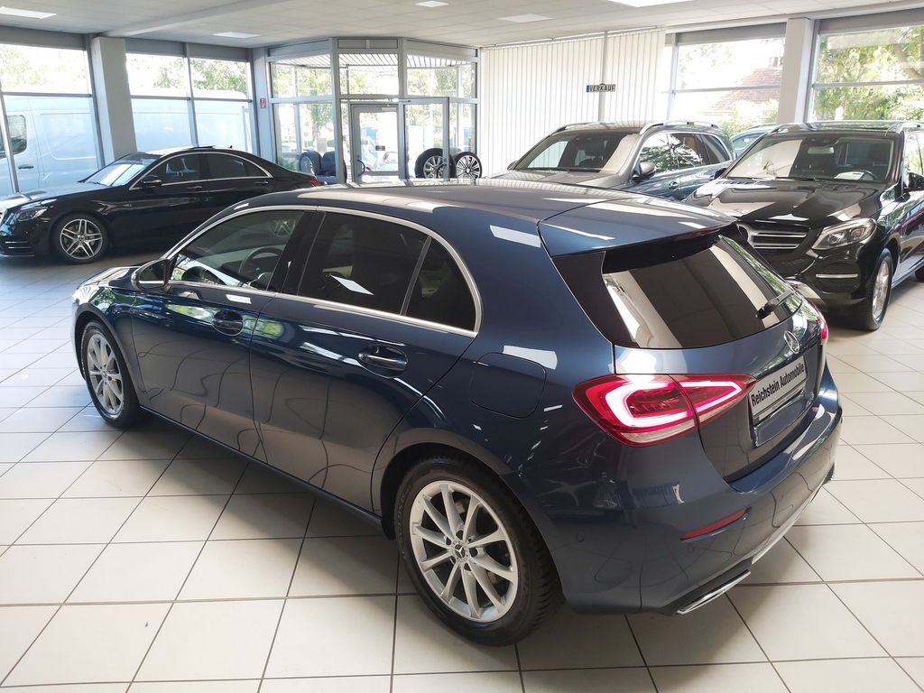 Mercedes-Benz A 220 4M DISTR. LEDER Progressive Multibeam