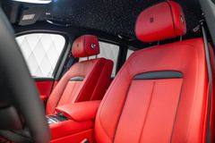 Cullinan BLACK BADGE 2026 GREY/RED STARLIGHT VIP