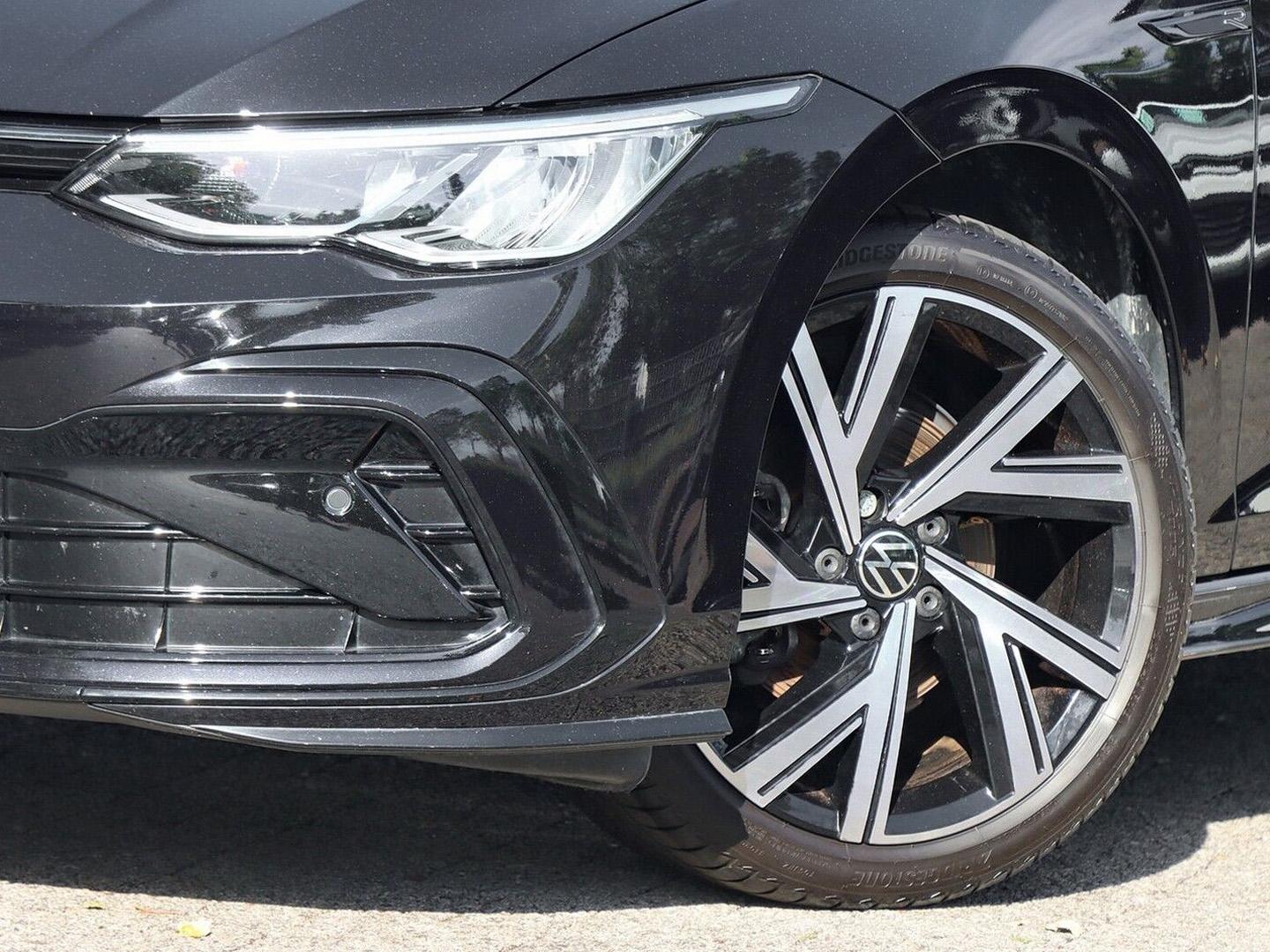 Volkswagen Golf VIII R-Line 1.5 eTSI OPF DSG PANO/ACC/LED/N, миниатюра 3