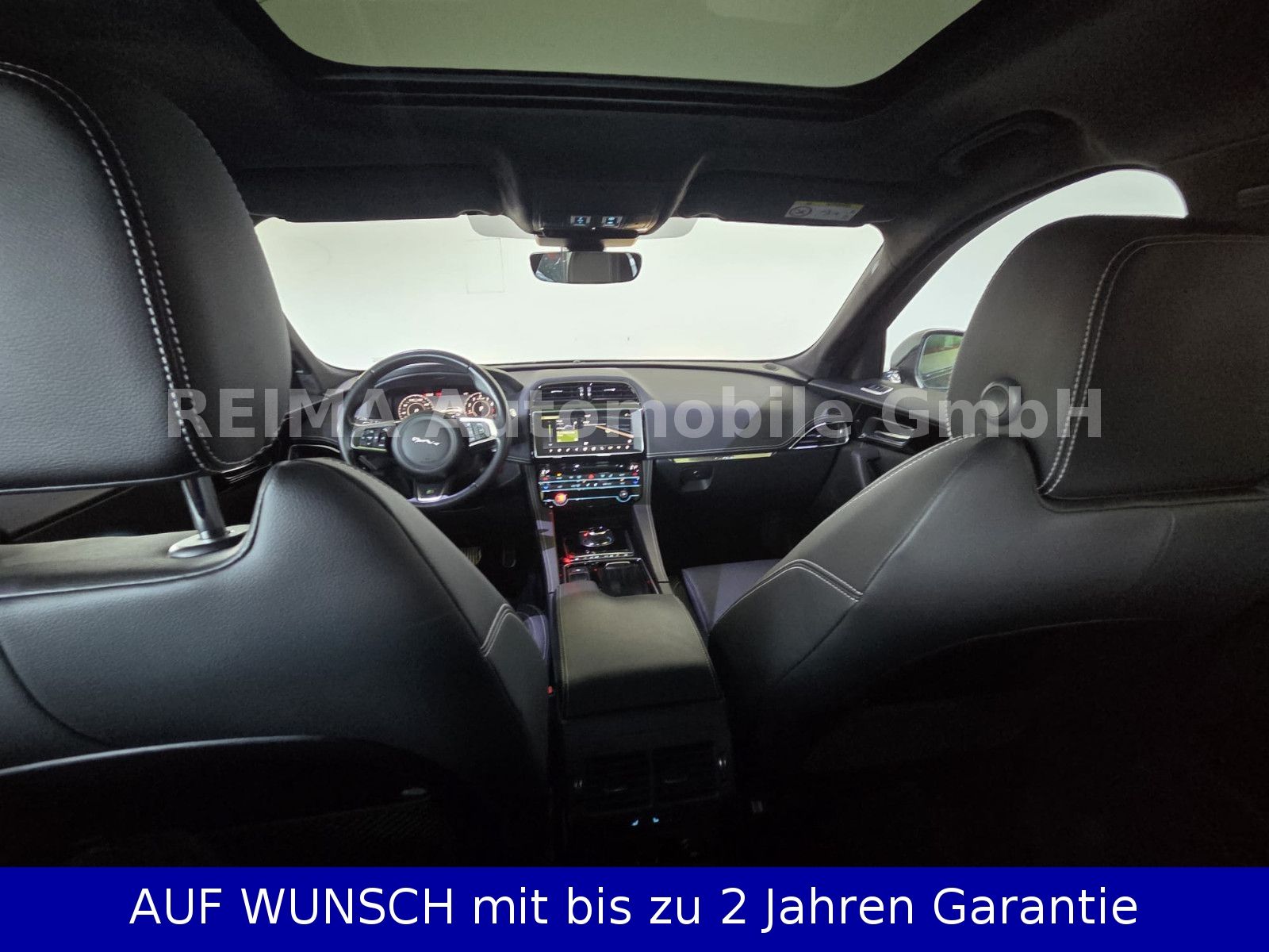 Fahrzeugabbildung Jaguar F-PACE R-Sport AWD, Pano, Meridian,