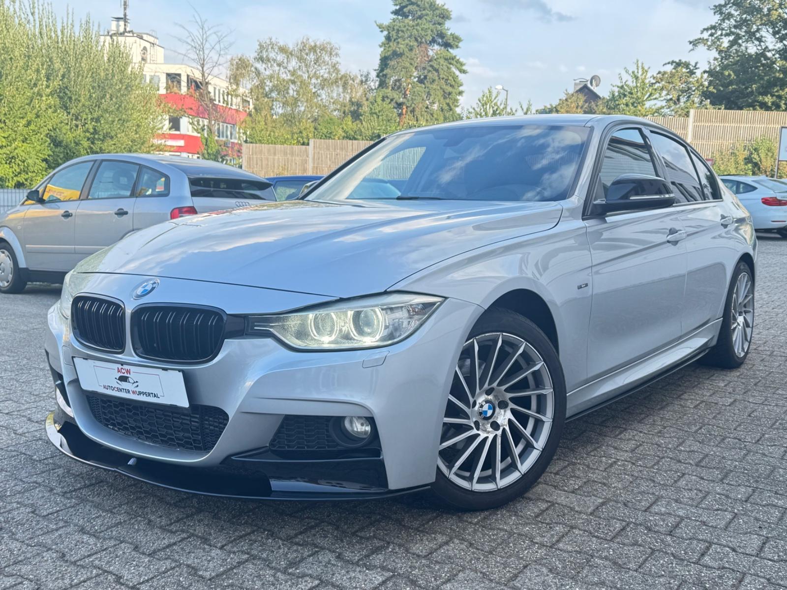 BMW 320d Sport*M-Paket*PDC*Navi*Xenon*Klimaauto*