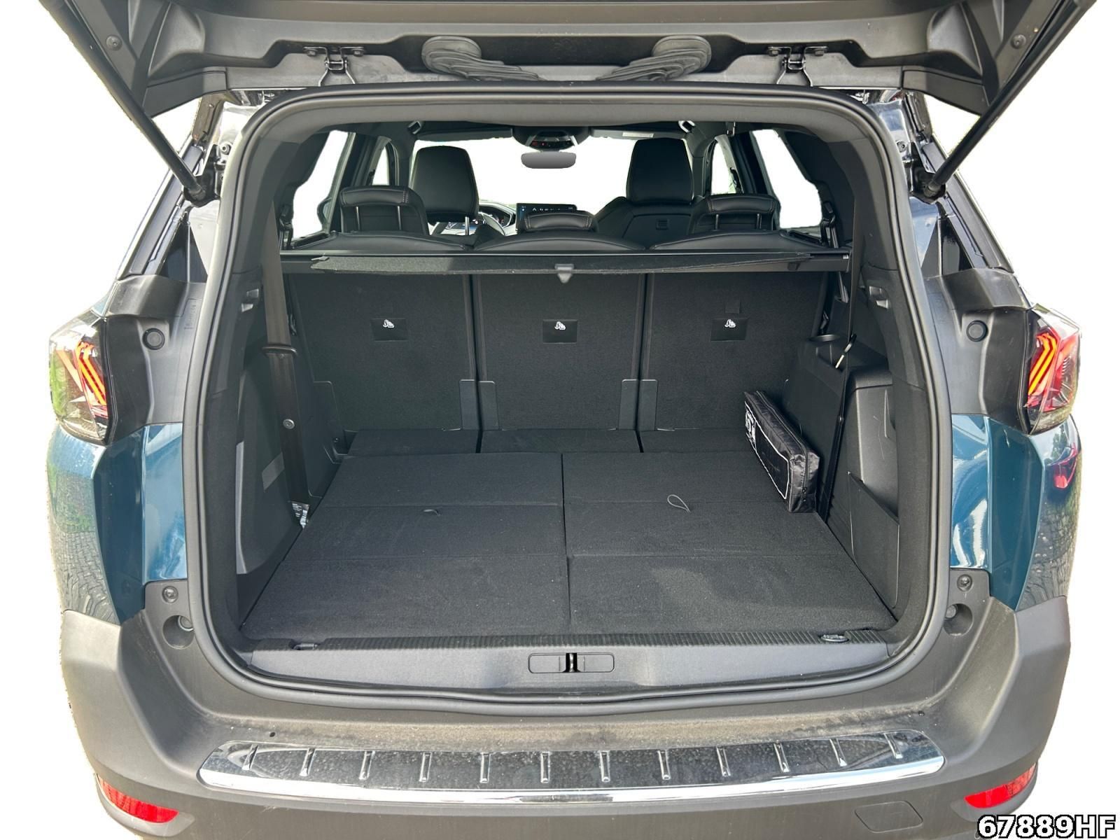 Fahrzeugabbildung Peugeot 5008 1.2 Hybrid 136, GT