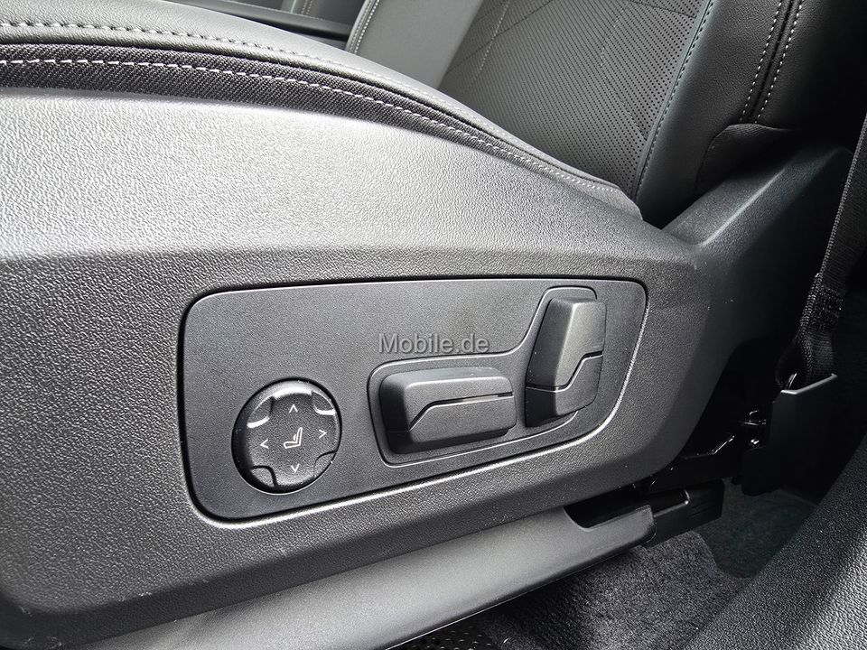 BMW 218 Active Tourer - Bild 21