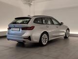 BMW 318d Touring Advantage Garantie bis 07/27! - BMW 318 mit Diesel-Antrieb: Kombi, 2.0