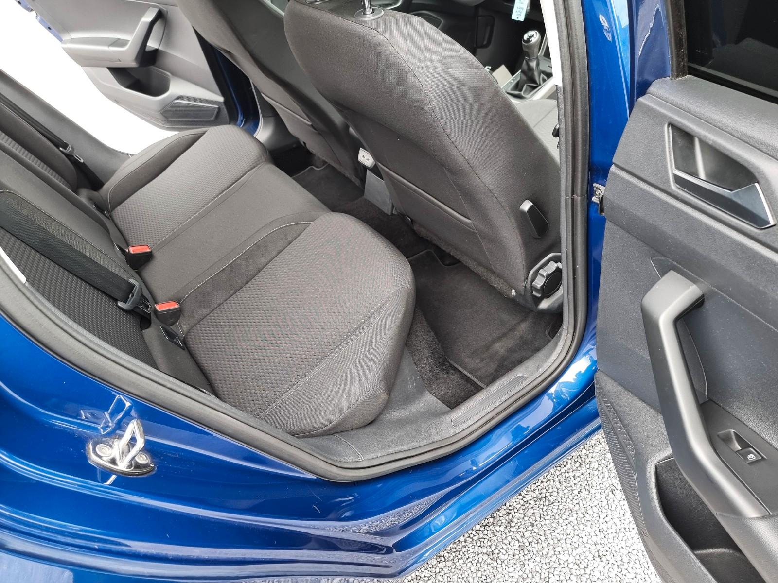 Volkswagen Polo VI Comfortline NAVI TEMP SITZH PDC CARPLAY, миниатюра 24
