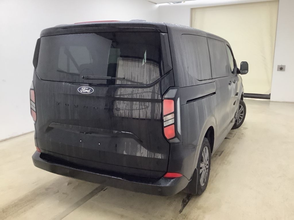 Fahrzeugabbildung Ford Tourneo Custom 320 L1 Titanium Kamera Tempomat