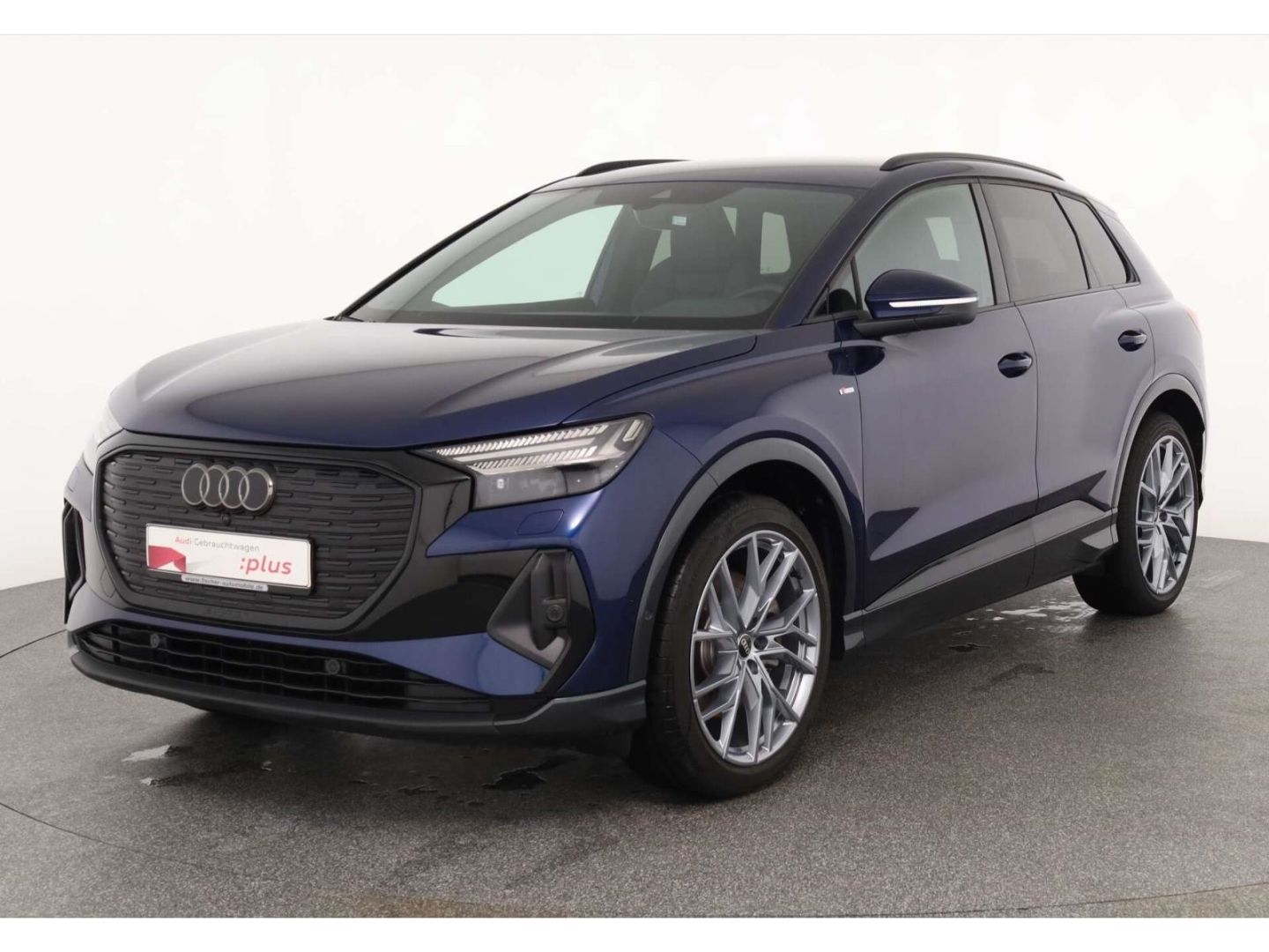 Audi Q4 e-tron 55 quattro S line AHK LED RFK Leder foto 2