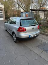 Volkswagen Golf 1,6 Automatik altersbedingt abzugeben :-( - Volkswagen Golf aus 2004: 1.6
