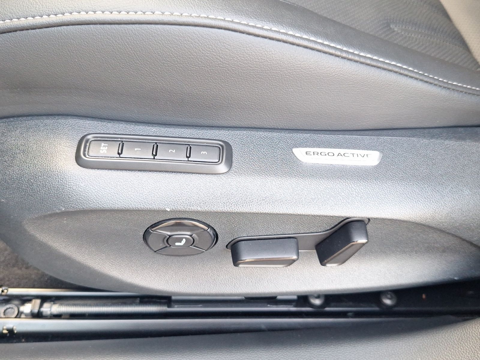 Volkswagen Passat Variant - Bild 19