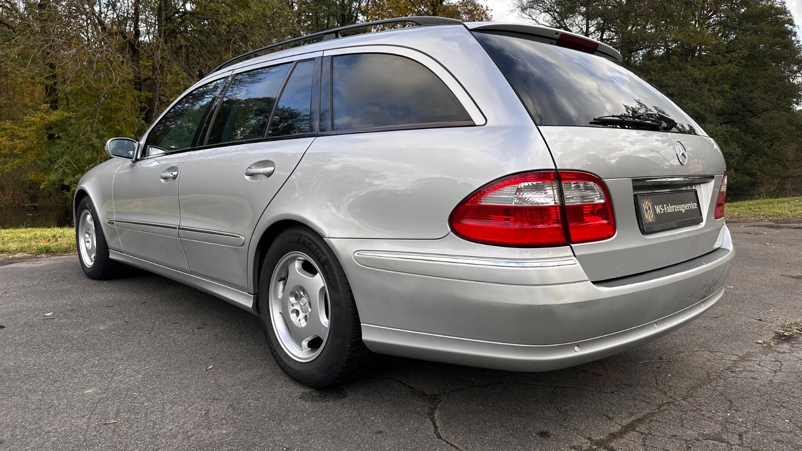 Mercedes-Benz E240 2005 — photo 7