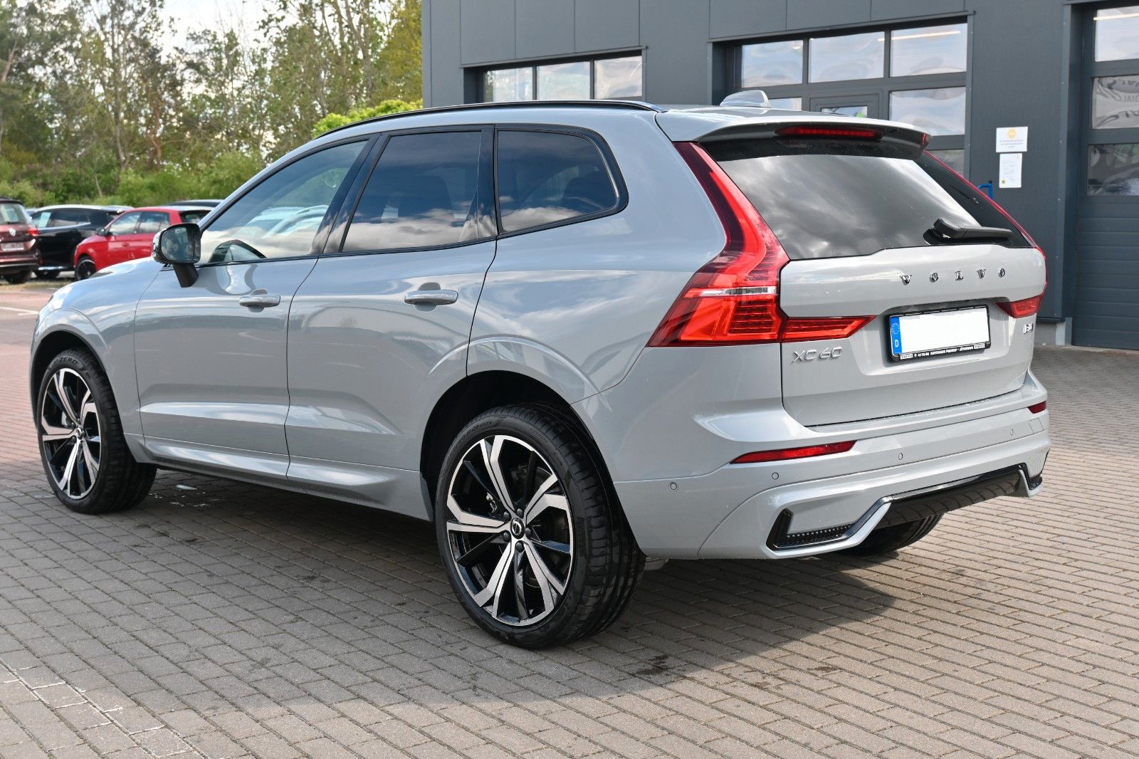 Fahrzeugabbildung Volvo XC60 B4 D AWD Ultimate Dark*STDHZG*360°*LUFT*ACC