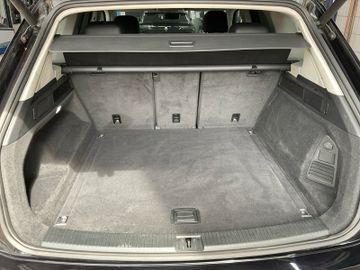 Volkswagen Touareg - 6