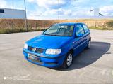 Volkswagen Polo 1.4 // Automatik - TOP! - Volkswagen Polo aus 2001: 1.4