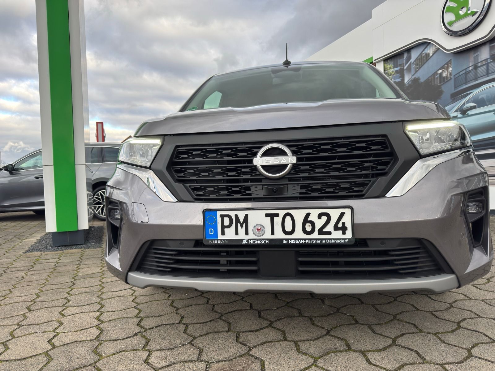 Fahrzeugabbildung Nissan Townstar Kombi 131PS 6-Gang*360°Cam*LED*NAVI*