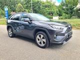 Toyota RAV 4 Hybrid 4x2 Club Navi Kamera Technik 8-fach - gebrauchte Toyota RAV 4 aus dem Jahr 2019