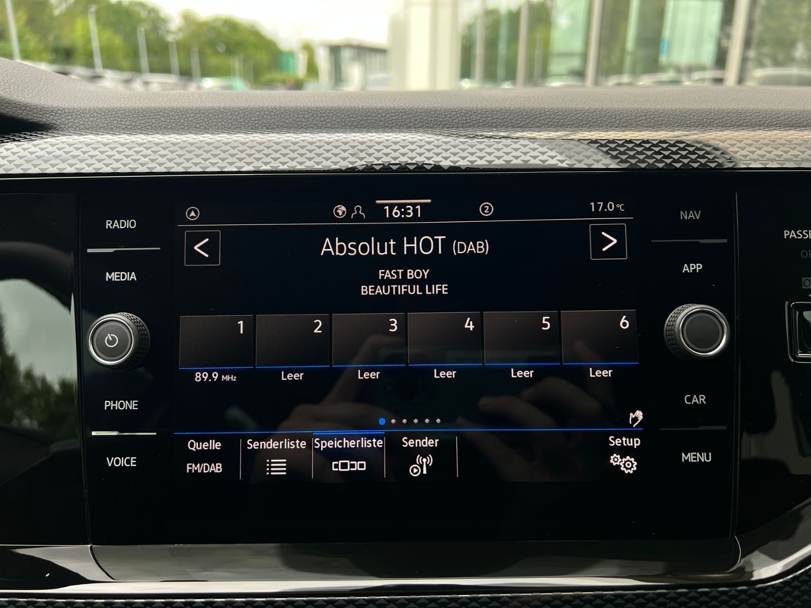Fahrzeugabbildung Volkswagen Polo Life 1.0 TSI *LED,ACC,Ready2Discover,Kamera