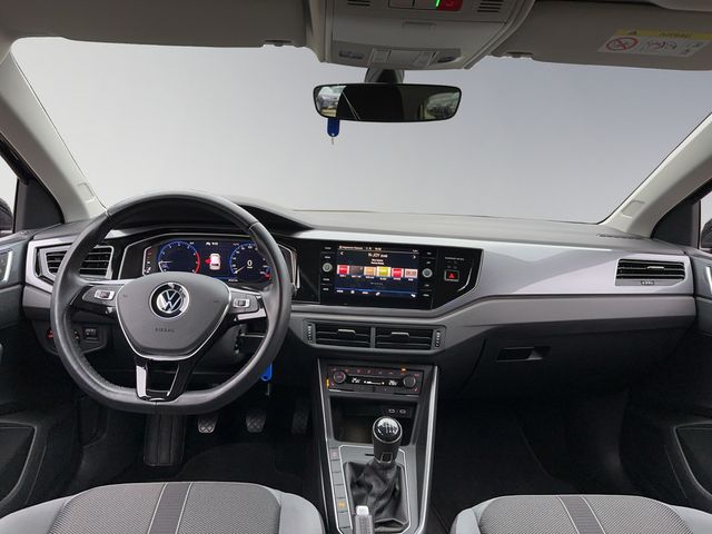 Polo 1.0 TSI Highline KLIMA PDC SHZ NAVI AID