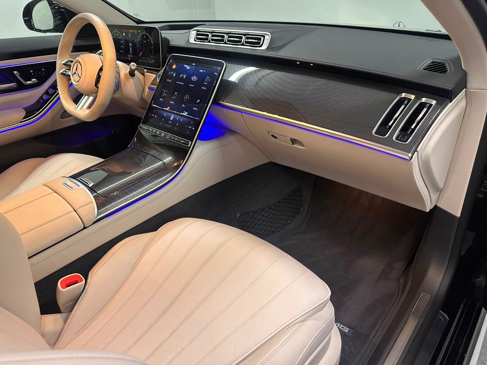 Fahrzeugabbildung Mercedes-Benz S 350 d AMG-LINE *PANO*HEADUP*3D*KEYGO*