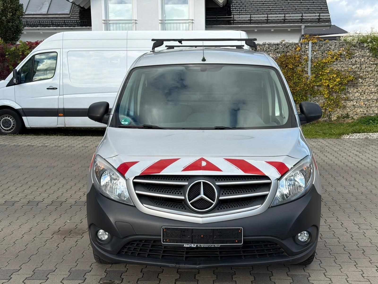 Mercedes-Benz Citan 2015 — rear view